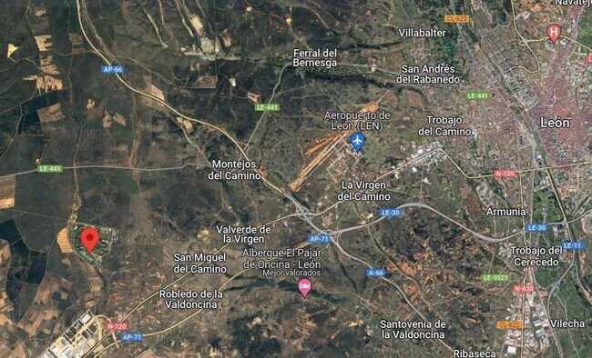 Más detalles de Paseo del Lago, 8, Valverde de la Virgen - Terreno en venta