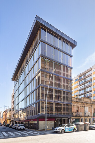 Oficina en Granollers, Barcelona en alquiler - Foto del edificio - Imagen 2 de 3