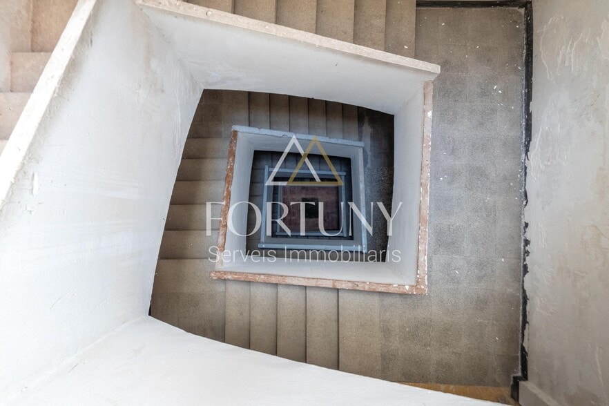 Edificio residencial en L'Espluga de Francolí, Tarragona en venta - Foto del interior - Imagen 3 de 27