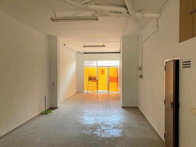 Local en València en venta - Foto del edificio - Imagen 2 de 10