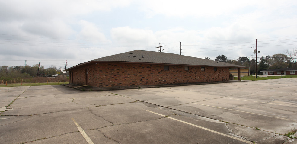 9985 Greenwell Springs Rd, Baton Rouge, LA en venta - Foto del edificio - Imagen 2 de 2