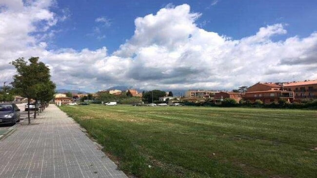 Más detalles de Avinguda Granollers, Llinars del Vallès - Terreno en venta
