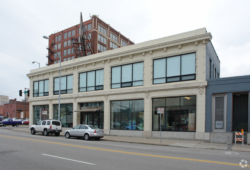 1901 Main St, Kansas City, MO en alquiler - Foto del edificio - Imagen 2 de 2