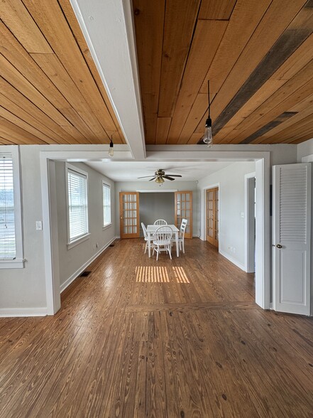 1420 3rd St N, Jacksonville Beach, FL en alquiler - Foto del interior - Imagen 3 de 7