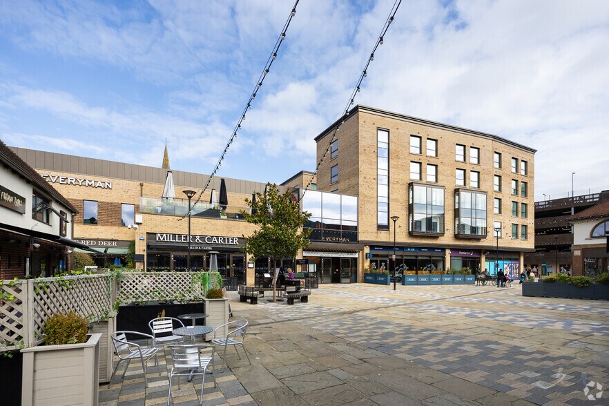 Piries Pl, Horsham en alquiler - Foto del edificio - Imagen 1 de 1