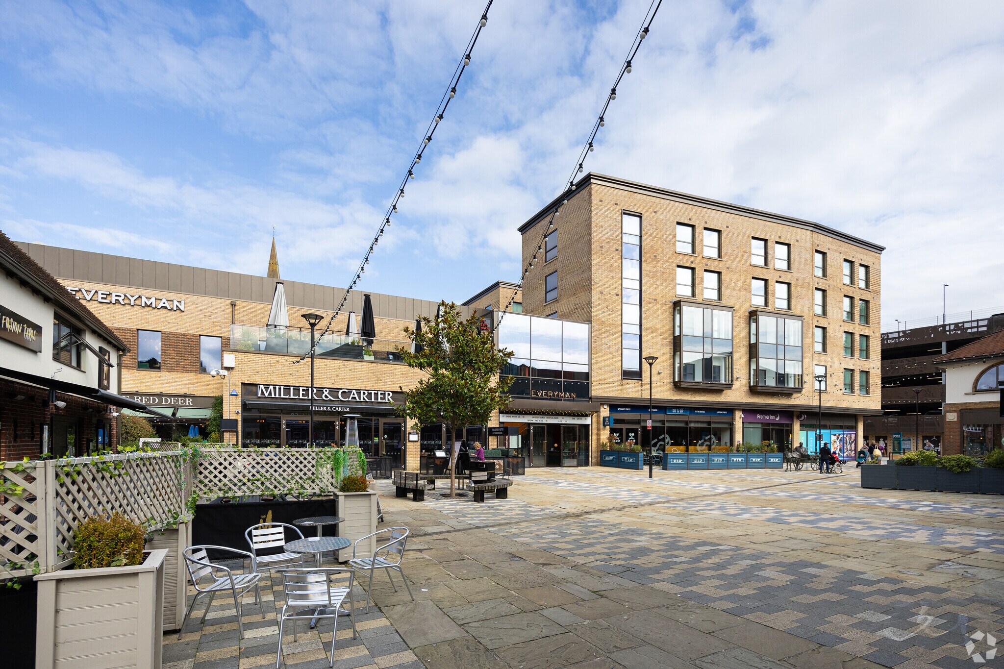 Piries Pl, Horsham en alquiler Foto del edificio- Imagen 1 de 2