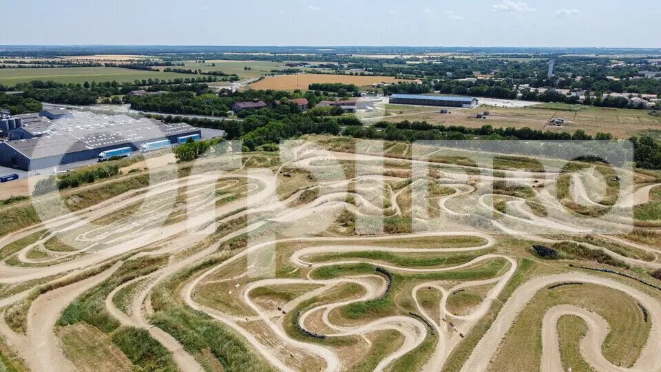 Terreno en Saint-Sauveur-d'Aunis en venta - Vista aérea - Imagen 3 de 13