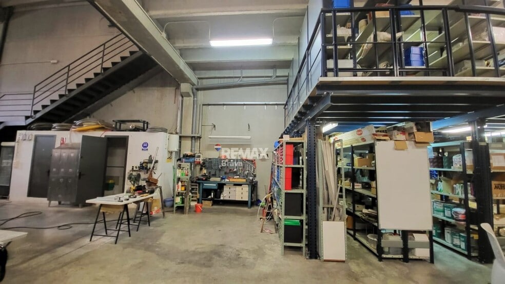 Nave en Llagostera, Gerona en venta - Foto del interior - Imagen 2 de 3