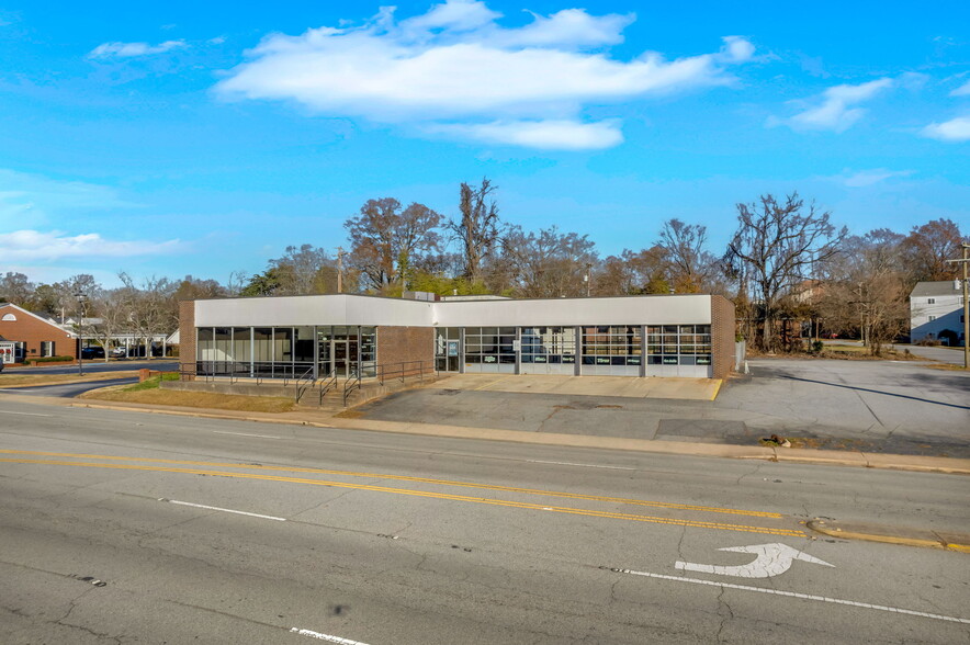 904 N Main St, Anderson, SC en venta - Foto del edificio - Imagen 1 de 36