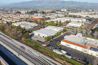 193-199 Topaz St, Milpitas, CA en alquiler Foto del edificio- Imagen 2 de 8