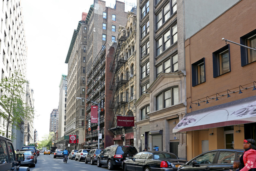 108 E 16th St, New York, NY en venta - Foto del edificio - Imagen 3 de 9