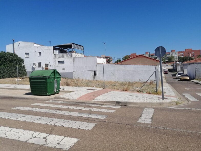 Terreno en Mérida en venta - Foto del edificio - Imagen 2 de 15
