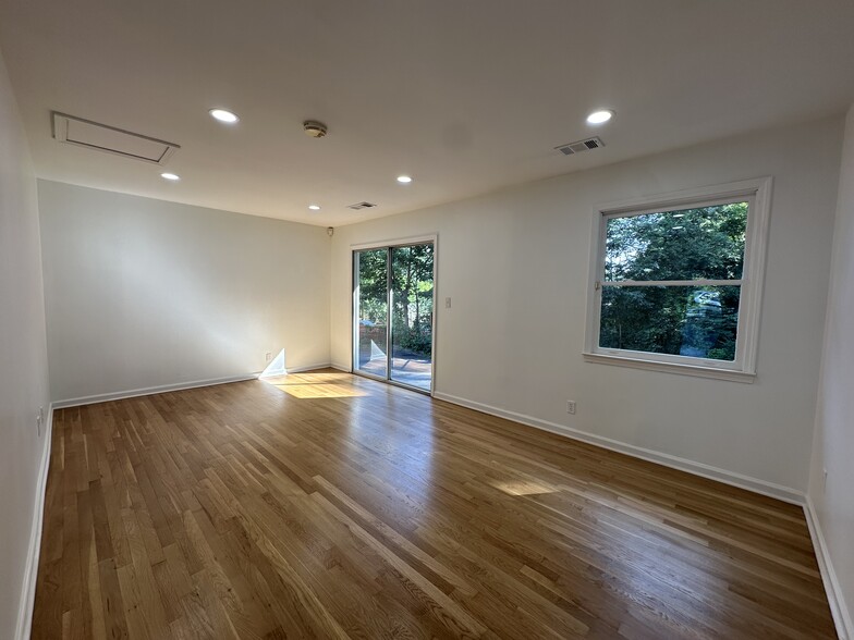 3717 Chamblee Dunwoody Rd, Atlanta, GA en alquiler - Foto del interior - Imagen 3 de 6