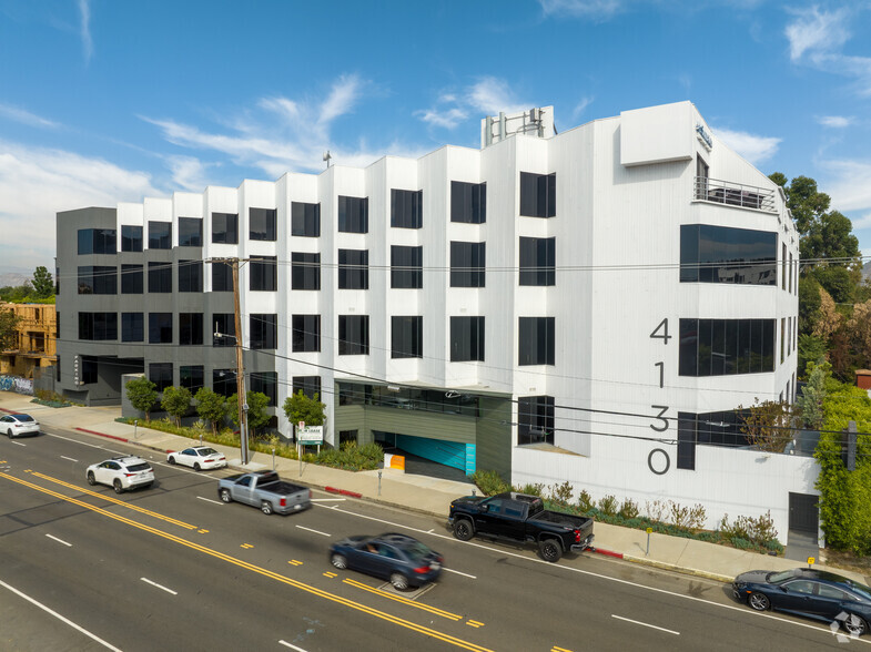 4130 Cahuenga Blvd, Toluca Lake, CA en alquiler - Foto del edificio - Imagen 1 de 19