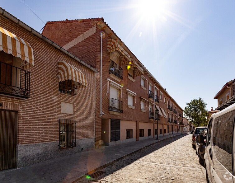 Calle Palencia, 3, Navalcarnero, Madrid en alquiler - Foto del edificio - Imagen 3 de 6