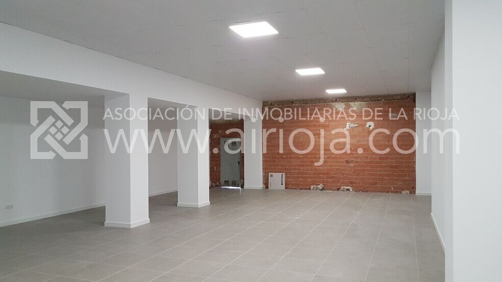 Edificio residencial en Logroño, La Rioja en venta - Foto del interior - Imagen 1 de 1
