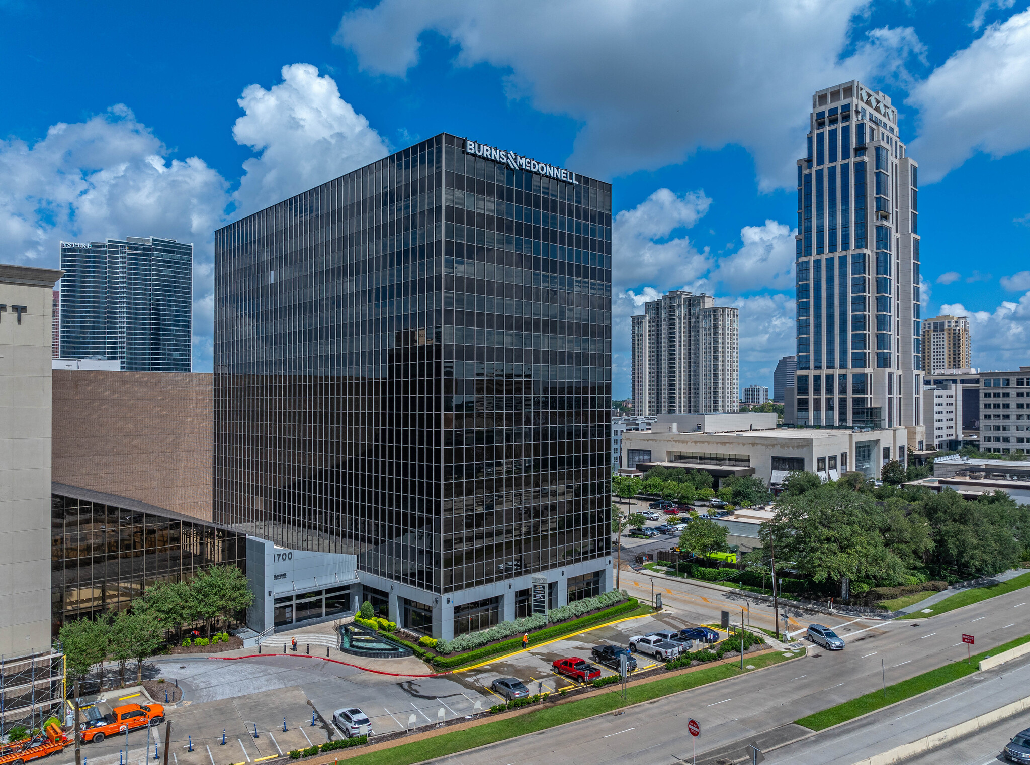 1700 West Loop S, Houston, TX en venta Foto del edificio- Imagen 1 de 15