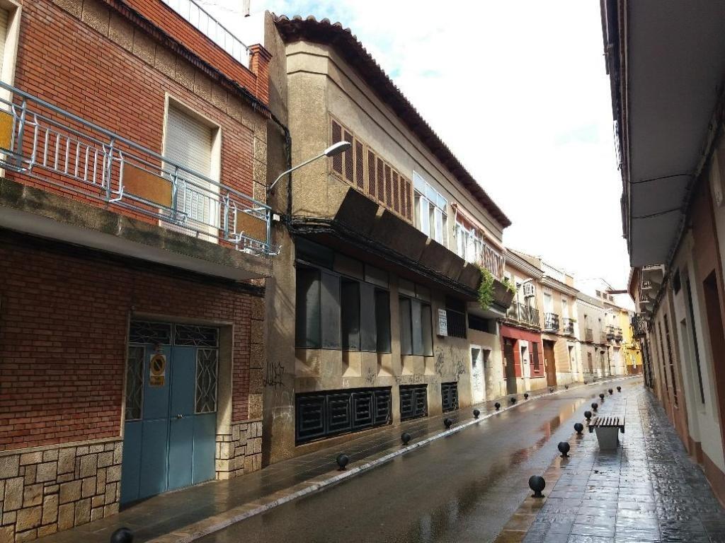 Edificio residencial en Valdepeñas, Ciudad Real en venta Foto del edificio- Imagen 1 de 3