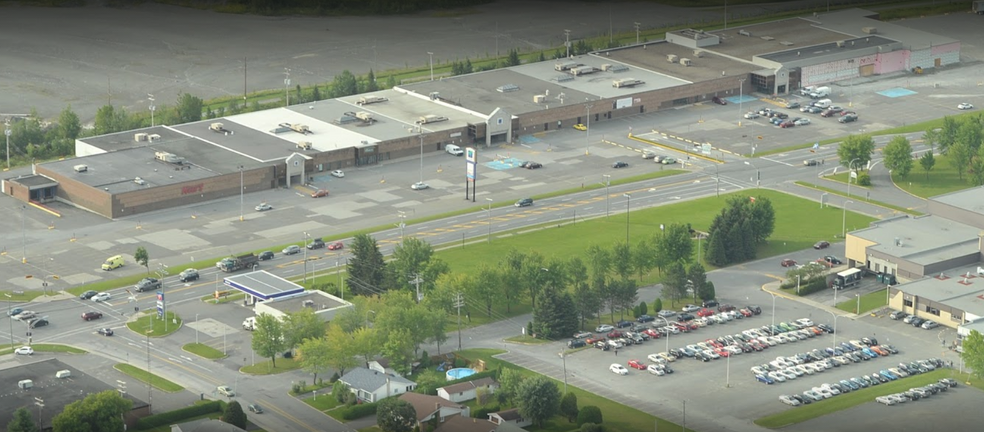 520-616 Boul Frontenac O, Thetford Mines, QC en alquiler - Foto del edificio - Imagen 3 de 4