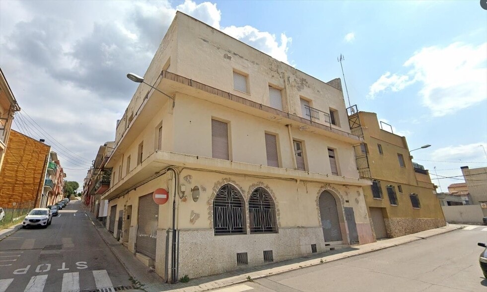 Edificio residencial en Tordera, Barcelona en venta - Foto del edificio - Imagen 3 de 3