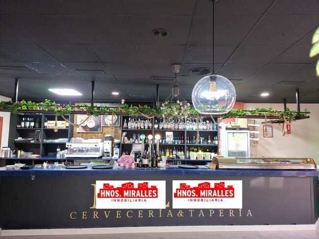 Más detalles de Local en alquiler