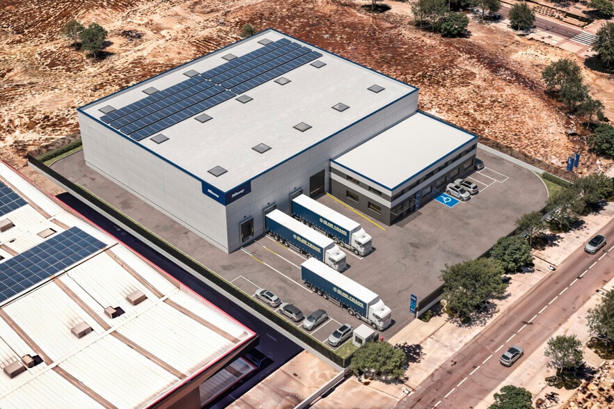 Calle de la Cuqueña Vieja, 19, Madrid, Madrid en alquiler - Foto del edificio - Imagen 2 de 3