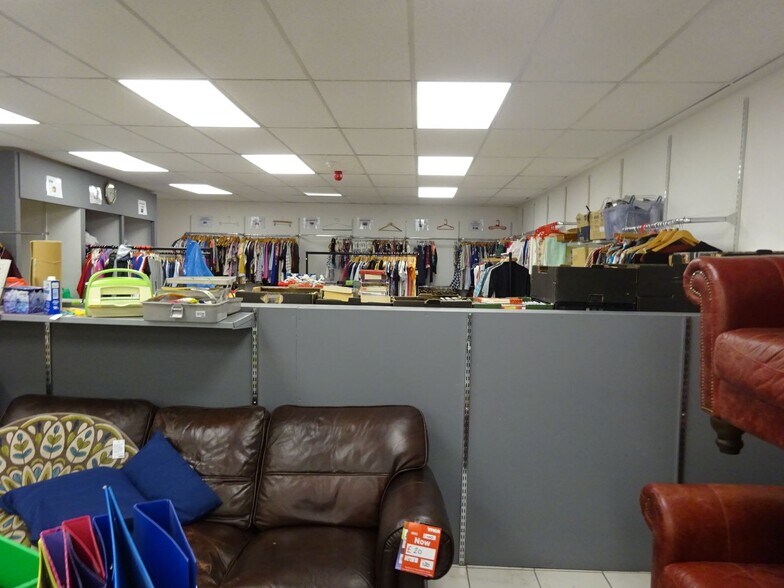 16A Low St, Sutton In Ashfield en venta - Foto del interior - Imagen 3 de 11