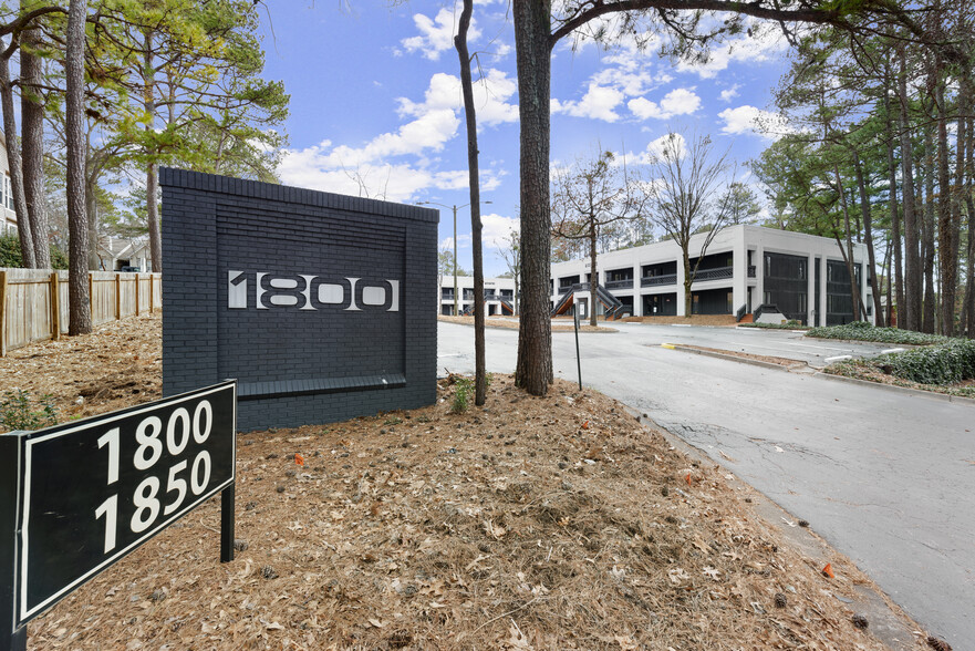 1800 Lake Park Dr SE, Smyrna, GA en venta - Foto del edificio - Imagen 2 de 4