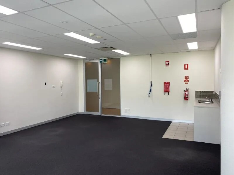 574 Plummer St, Port Melbourne, VIC 3207 - Unidad 55 -  - Foto del interior - Image 2 of 3