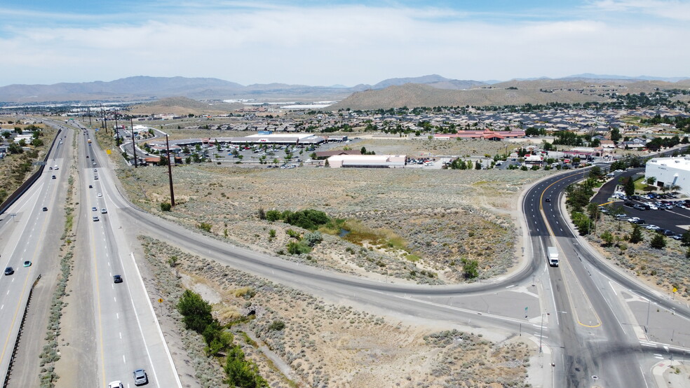 E Golden Valley Rd, Reno, NV en venta - Foto del edificio - Imagen 1 de 2