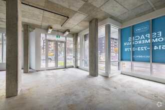 2350 Rue Saint-Patrick, Montréal, QC en alquiler Foto del interior- Imagen 2 de 7