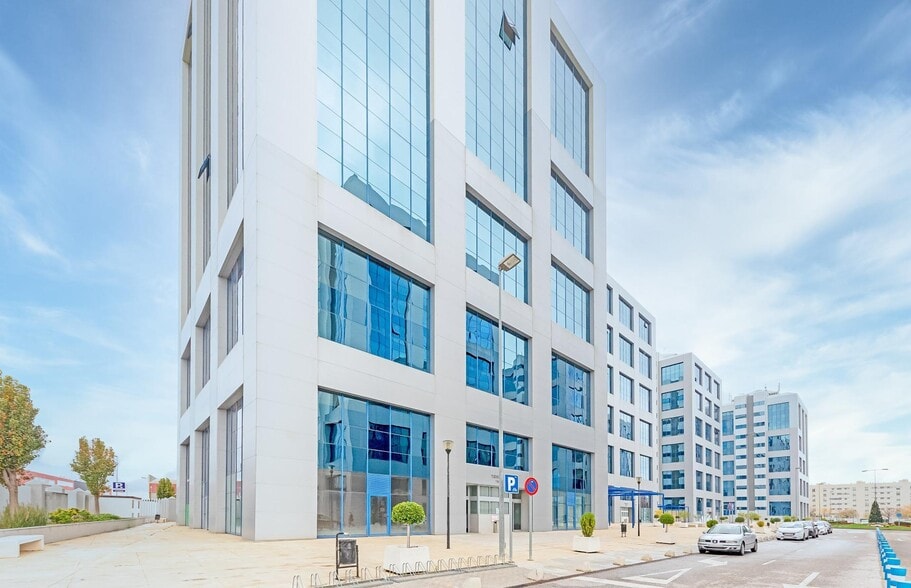 Oficina en Sevilla, Sevilla en venta - Foto del edificio - Imagen 3 de 14