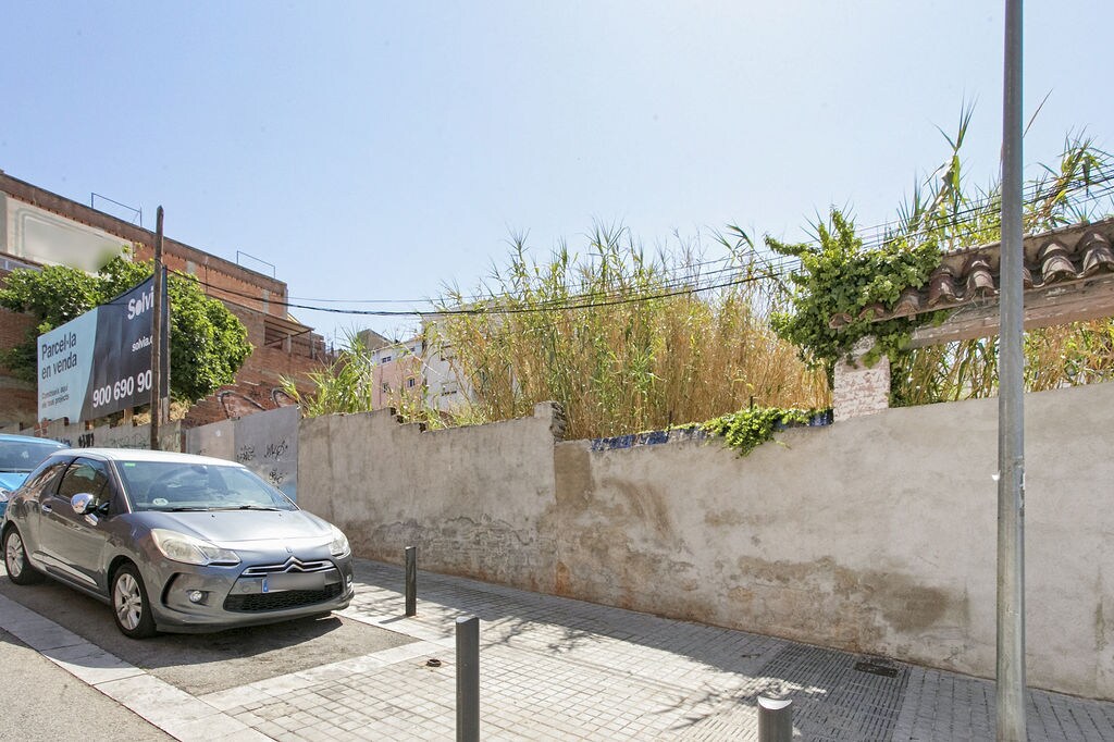 Terreno en Badalona, Barcelona en venta Foto principal- Imagen 1 de 12