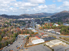 265-273 Tunnel Rd, Asheville, NC - VISTA AÉREA  vista de mapa - Image1