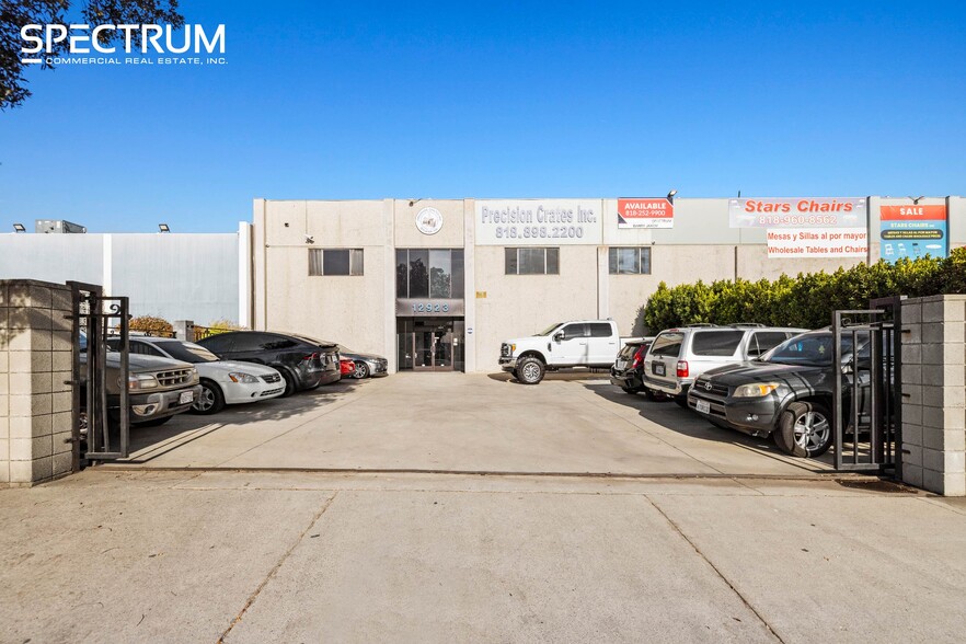 12923 Foothill Blvd, Sylmar, CA en venta - Foto del edificio - Imagen 3 de 24