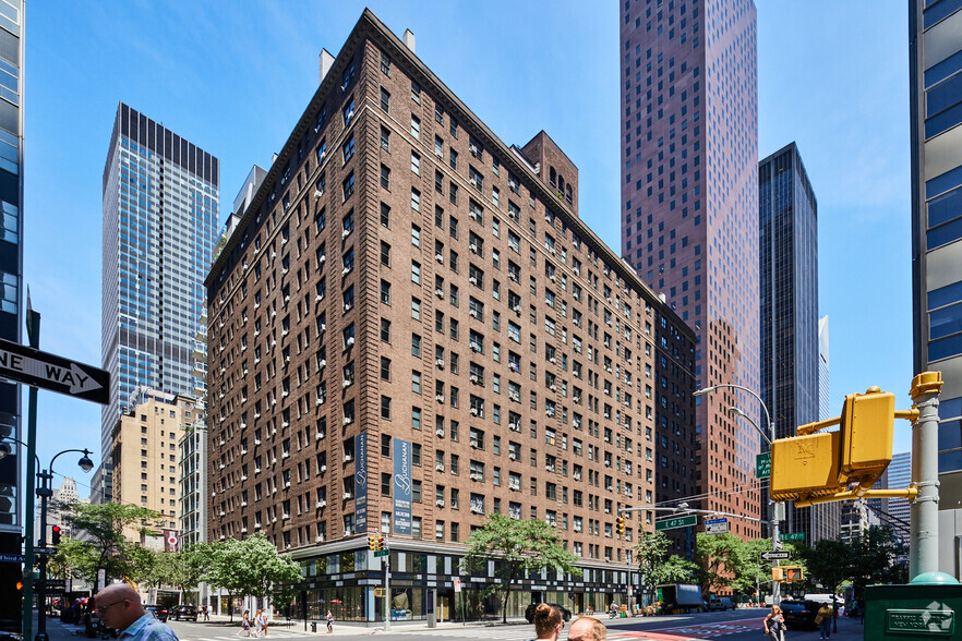 160 E 48th St, New York, NY en alquiler - Foto del edificio - Imagen 1 de 49