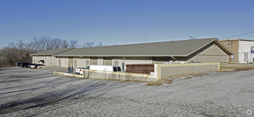 11632 Grandview Rd, Kansas City, MO en venta - Foto principal - Imagen 2 de 3