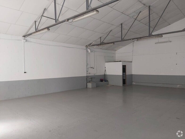 Nave en Torrejón de Ardoz, Madrid en venta - Foto del edificio - Imagen 3 de 6