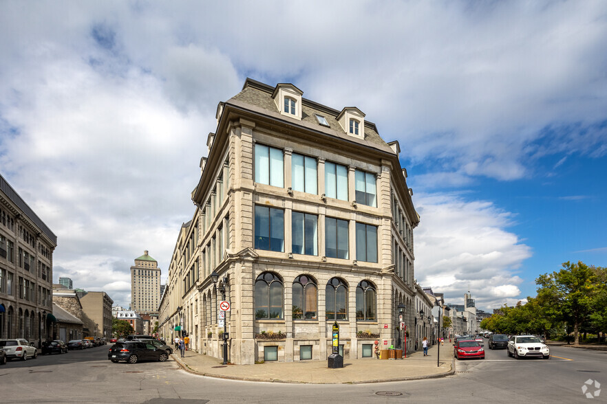 329 Rue de la Commune O, Montréal, QC en alquiler - Foto del edificio - Imagen 1 de 7