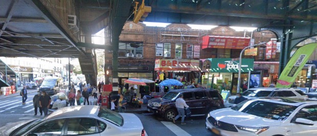 37-63-37-67 82nd St, Jackson Heights, NY en alquiler - Foto del edificio - Imagen 1 de 2