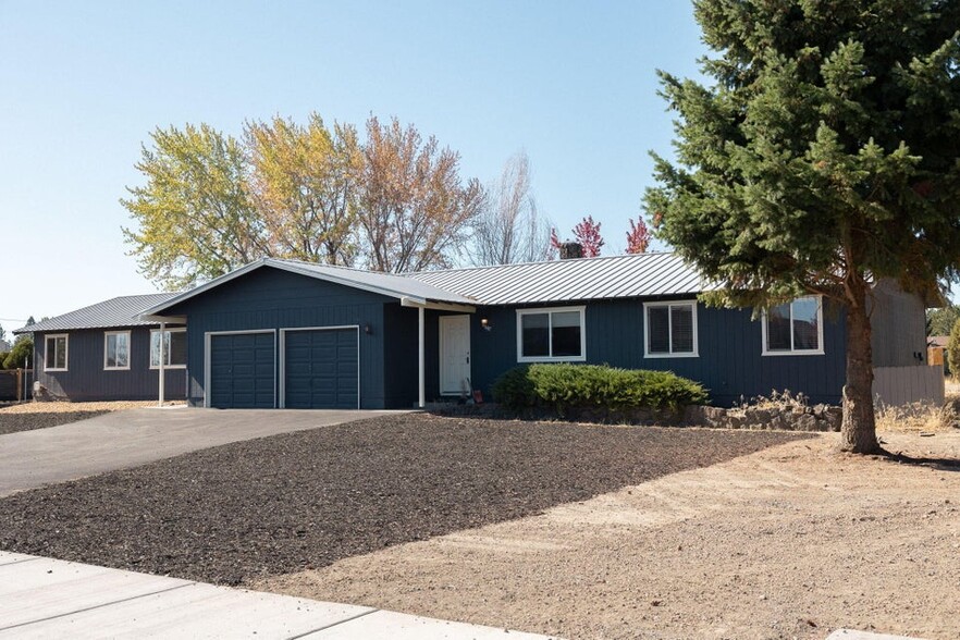 61683 Daly Estates Dr, Bend, OR en venta - Foto principal - Imagen 1 de 35