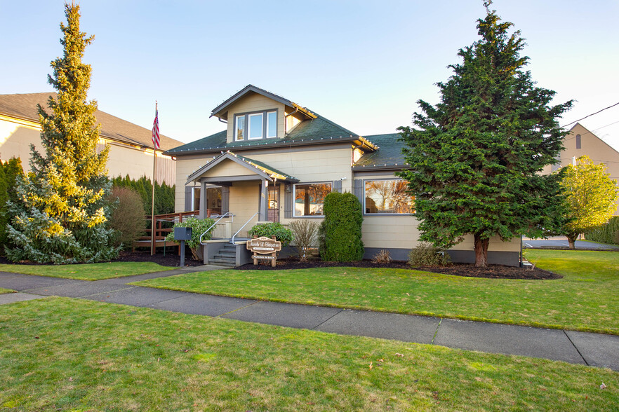 709 Grover St, Lynden, WA en venta - Foto principal - Imagen 1 de 35