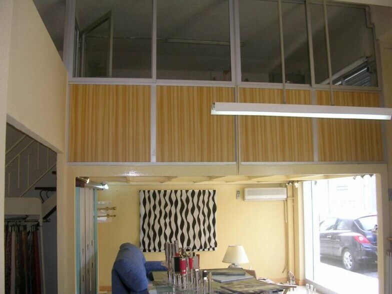 Local en Elche en venta - Foto del interior - Imagen 3 de 4