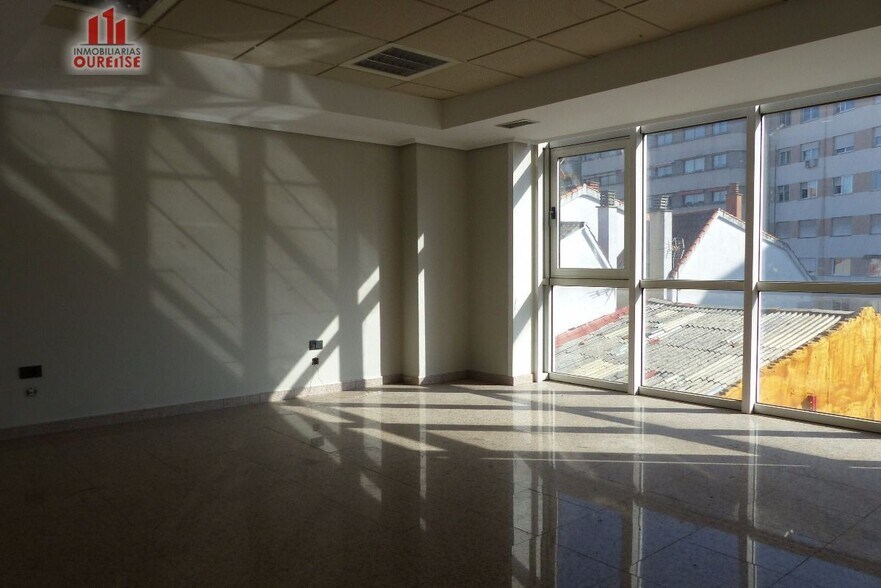 Oficina en Ourense, Orense en alquiler - Foto del edificio - Imagen 1 de 12