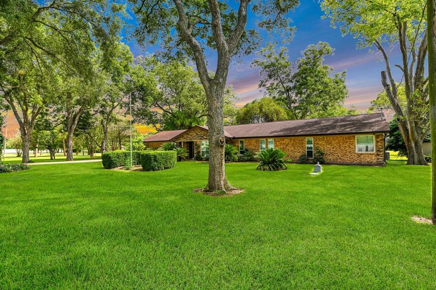 24515 Roesner Rd, Katy, TX en venta - Foto del edificio - Imagen 1 de 29