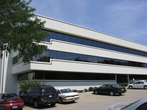 7441 O St, Lincoln, NE en alquiler Foto del edificio- Imagen 1 de 3