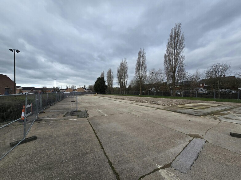 Thornes Moor Rd, Wakefield en alquiler - Foto del edificio - Imagen 3 de 13