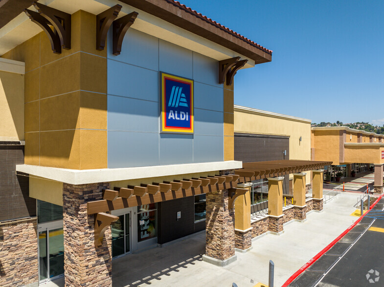 19317-19415 Soledad Canyon Rd, Santa Clarita, CA en alquiler - Foto del edificio - Imagen 2 de 16