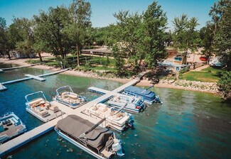 Más detalles de 10762 Lakeview Shore Dr, Pine City, MN - Local en alquiler