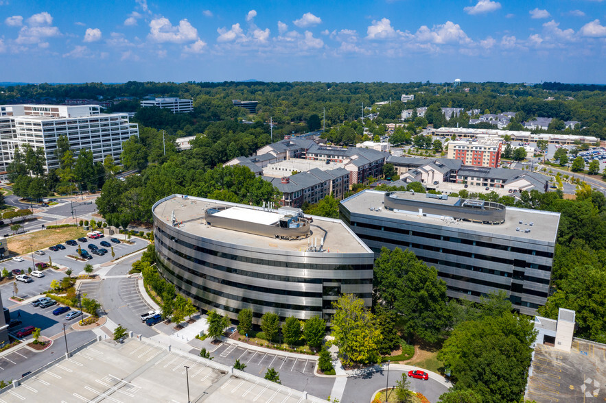 301 Perimeter Ctr N, Atlanta, GA en alquiler - Foto del edificio - Imagen 1 de 11